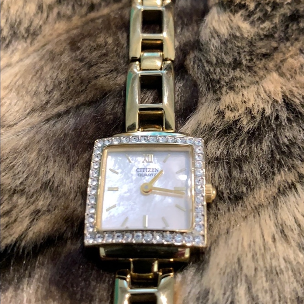Vintage  -  Absolutely gorgeous Citizen quartz watch #A75